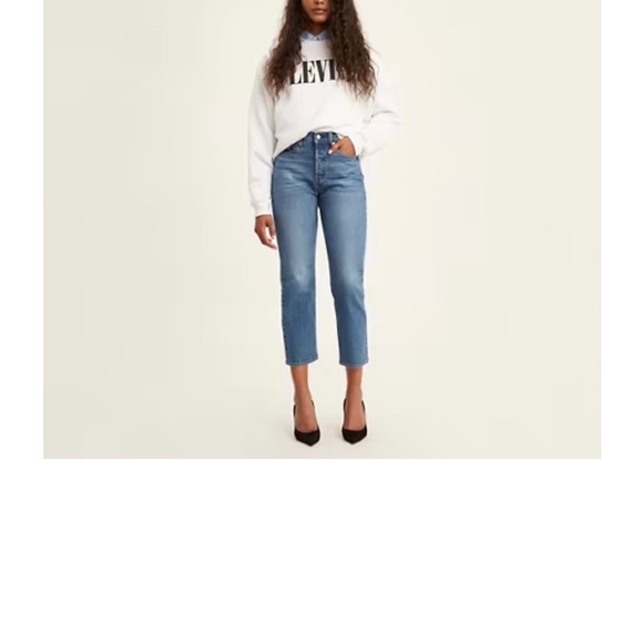 LEVI’S, NWOT, Buttoned, Raw Hem, WEDGIE STRAIGHT Jeans 27X25 inseam. - Picture 1 of 8